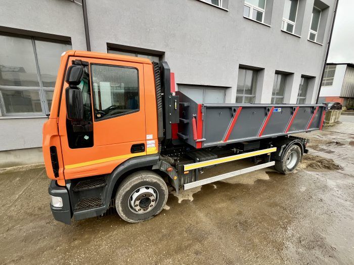 Kontejnerové vozidlo IVECO 9 tun